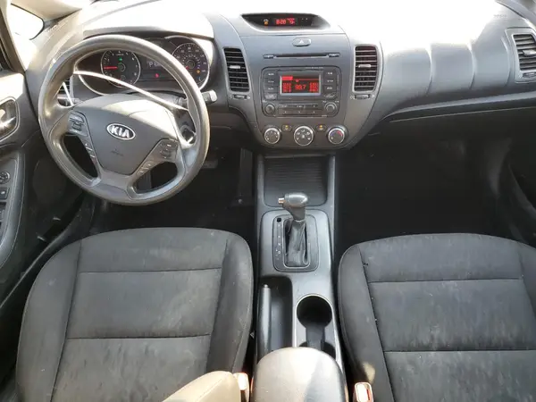 KNAFK4A67G5580808 2018 KIA FORTE - Image 8