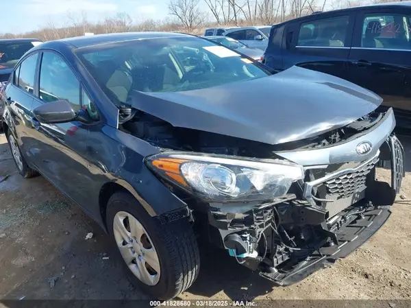 KNAFK4A67G5584552 2016 KIA FORTE - Image 1