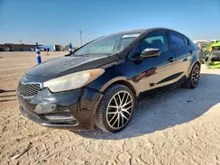 KNAFK4A67G5586608 2016 KIA FORTE