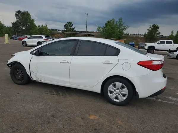 KNAFK4A67G5604301 2016 KIA FORTE - Image 2