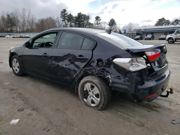 KNAFK4A67G5610275 2016 KIA FORTE - Image 2