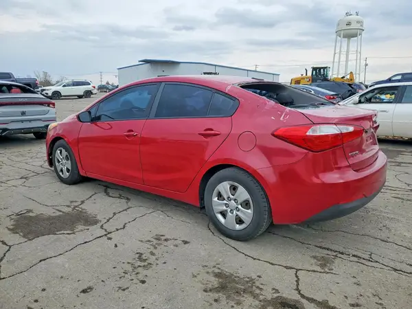 KNAFK4A67G5612432 2016 KIA FORTE - Image 2