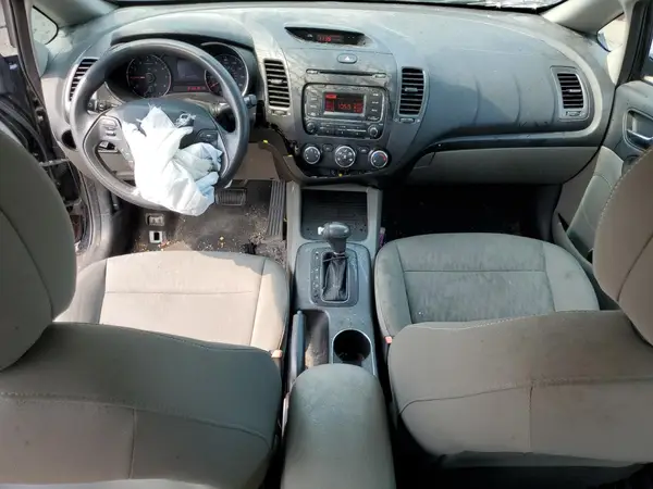KNAFK4A67G5612687 2016 KIA FORTE - Image 8