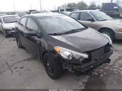 KNAFK4A67G5613046 2016 KIA FORTE