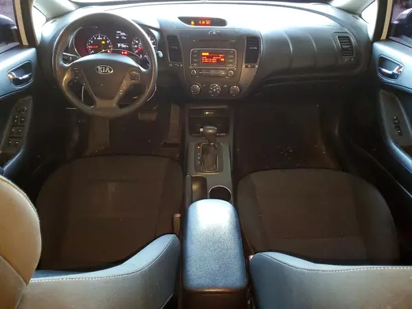 KNAFK4A67G5613533 2016 KIA FORTE - Image 8