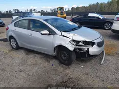 KNAFK4A67G5613757 2016 KIA FORTE