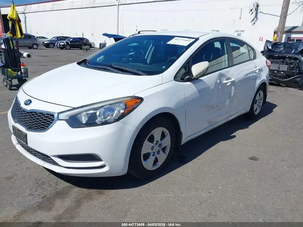 KNAFK4A67G5614343 2016 KIA FORTE - Image 2