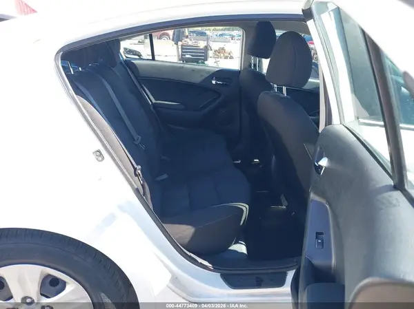 KNAFK4A67G5614343 2016 KIA FORTE - Image 8