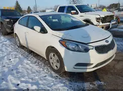 KNAFK4A67G5615640 2016 KIA FORTE