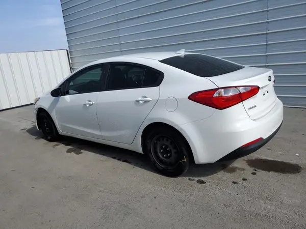 KNAFK4A67G5616514 2016 KIA FORTE - Image 2
