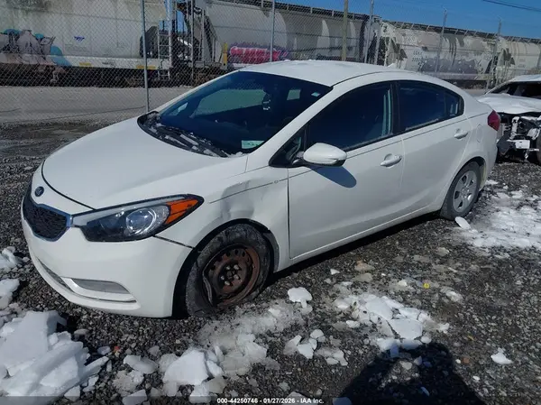 KNAFK4A68G5442744 2016 KIA FORTE - Image 2