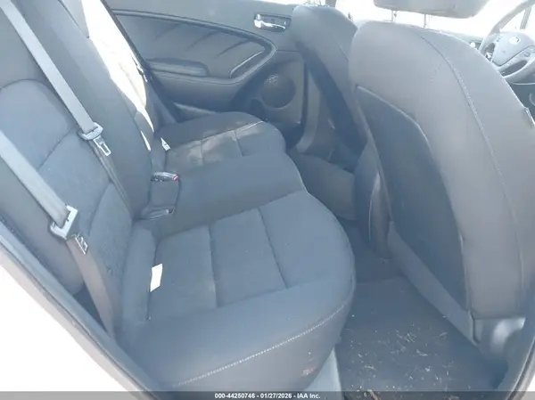 KNAFK4A68G5442744 2016 KIA FORTE - Image 8