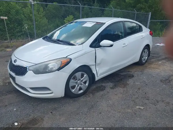 KNAFK4A68G5446695 2016 KIA FORTE - Image 2