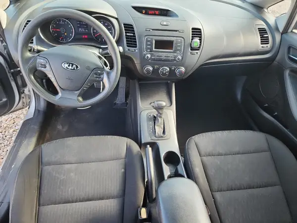 KNAFK4A68G5459155 2016 KIA FORTE - Image 8