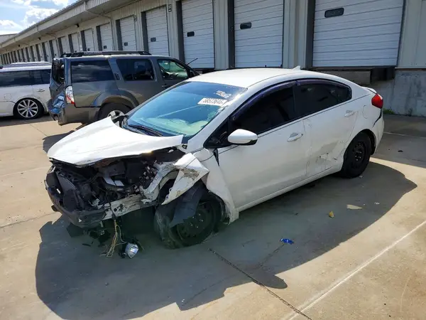 KNAFK4A68G5459589 2016 KIA FORTE - Image 1