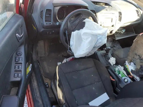 KNAFK4A68G5470043 2016 KIA FORTE - Image 8
