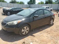 KNAFK4A68G5477381 2016 KIA FORTE