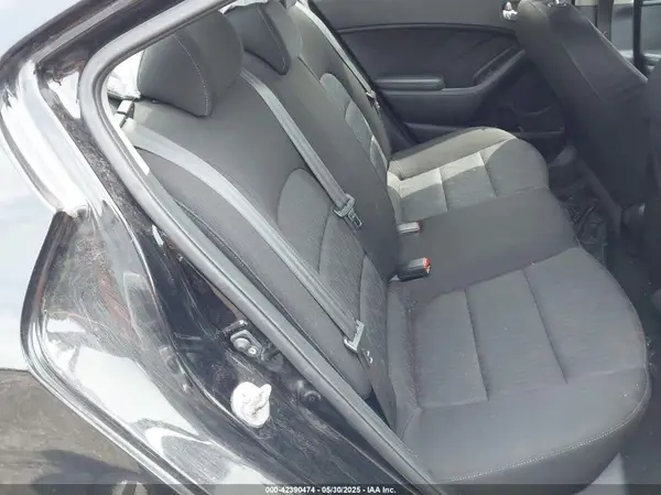 KNAFK4A68G5478420 2016 KIA FORTE - Image 8