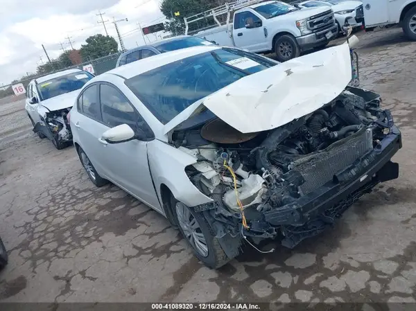 KNAFK4A68G5484640 2016 KIA FORTE - Image 1