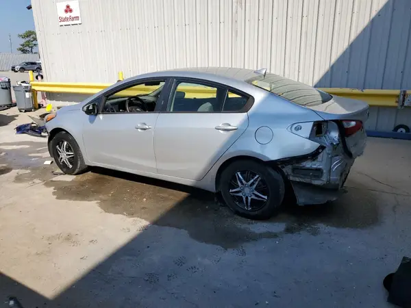 KNAFK4A68G5488557 2016 KIA FORTE - Image 2
