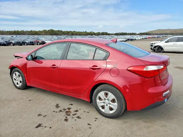 KNAFK4A68G5493032 2016 KIA FORTE - Image 2