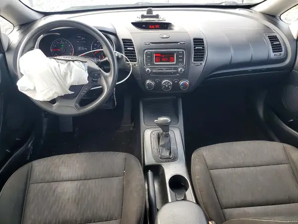 KNAFK4A68G5493399 2016 KIA FORTE - Image 8