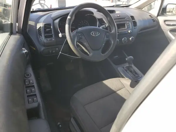 KNAFK4A68G5493418 2016 KIA FORTE - Image 8