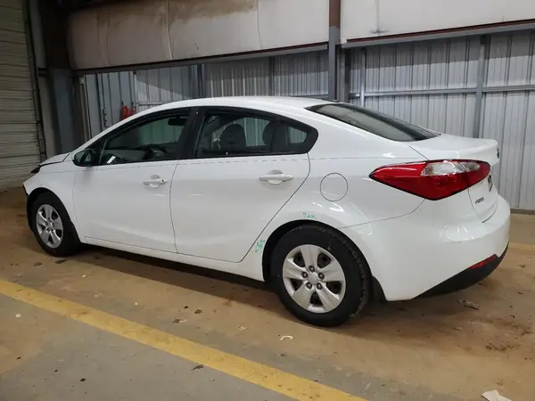 KNAFK4A68G5495704 2016 KIA FORTE - Image 2