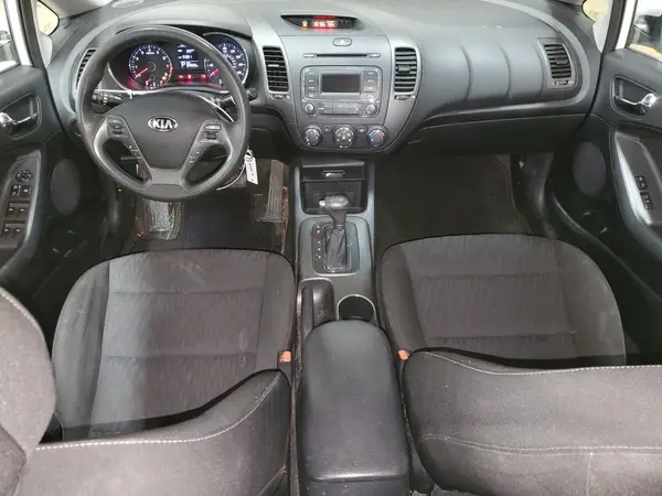 KNAFK4A68G5495704 2016 KIA FORTE - Image 8