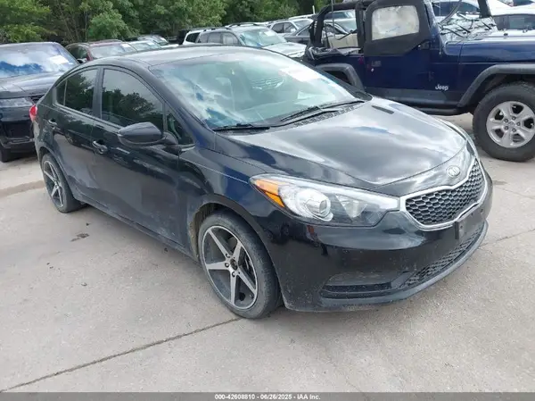 KNAFK4A68G5495928 2016 KIA FORTE - Image 1