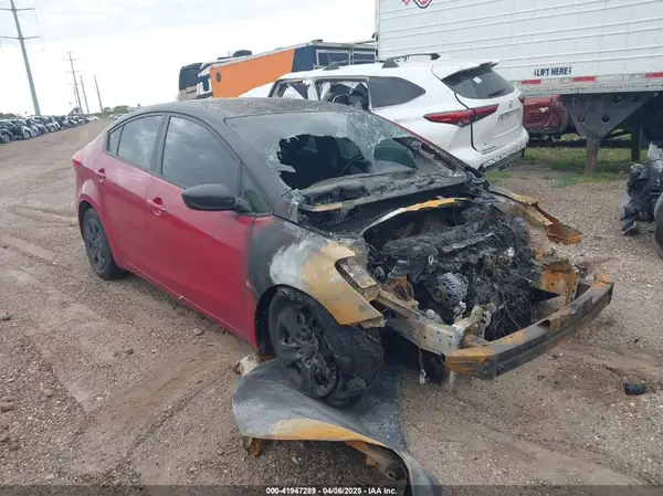 KNAFK4A68G5496058 2016 KIA FORTE - Image 1