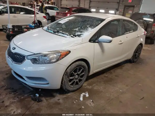 KNAFK4A68G5497291 2016 KIA FORTE - Image 2