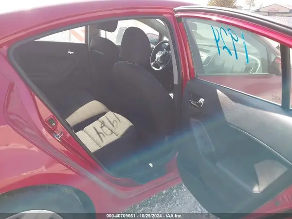 KNAFK4A68G5507642 2016 KIA FORTE - Image 8