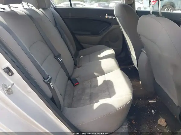 KNAFK4A68G5508144 2016 KIA FORTE - Image 8