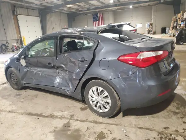KNAFK4A68G5509097 2016 KIA FORTE - Image 2