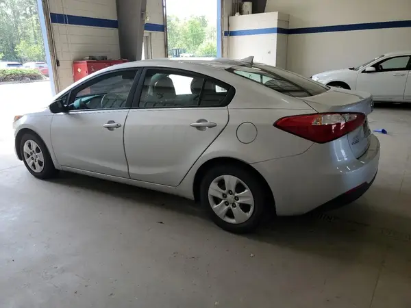 KNAFK4A68G5512517 2016 KIA FORTE - Image 2