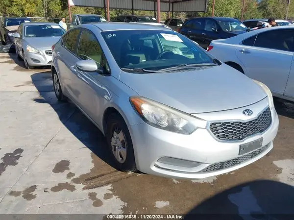KNAFK4A68G5514736 2016 KIA FORTE - Image 1