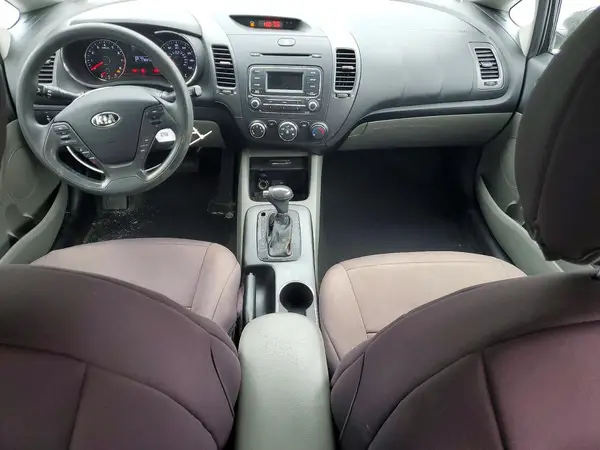 KNAFK4A68G5518804 2016 KIA FORTE - Image 8