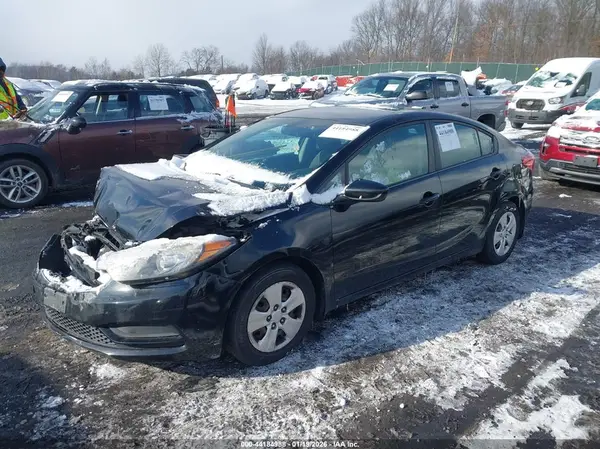 KNAFK4A68G5527972 2016 KIA FORTE - Image 2