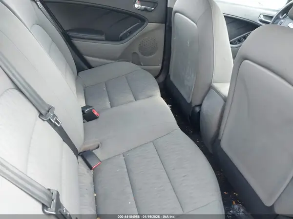 KNAFK4A68G5527972 2016 KIA FORTE - Image 8