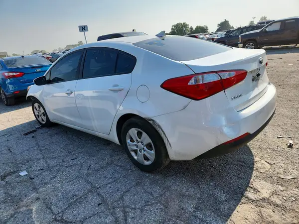 KNAFK4A68G5533965 2016 KIA FORTE - Image 2