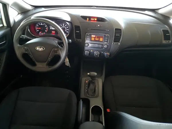 KNAFK4A68G5558767 2016 KIA FORTE - Image 8