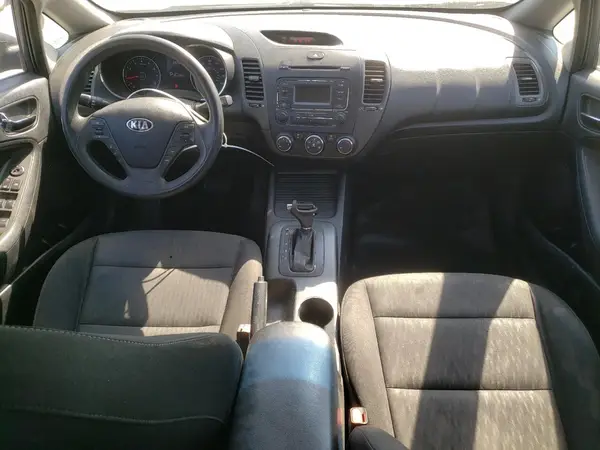 KNAFK4A68G5563922 2016 KIA FORTE - Image 8