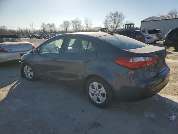 KNAFK4A68G5568781 2016 KIA FORTE - Image 2