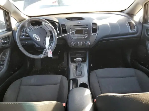 KNAFK4A68G5568781 2016 KIA FORTE - Image 8