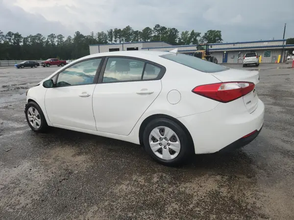 KNAFK4A68G5576170 2016 KIA FORTE - Image 2