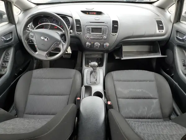 KNAFK4A68G5577013 2016 KIA FORTE - Image 8
