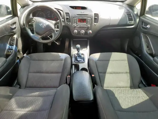 KNAFK4A68G5578436 2016 KIA FORTE - Image 8