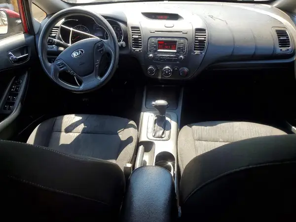 KNAFK4A68G5590232 2016 KIA FORTE - Image 8
