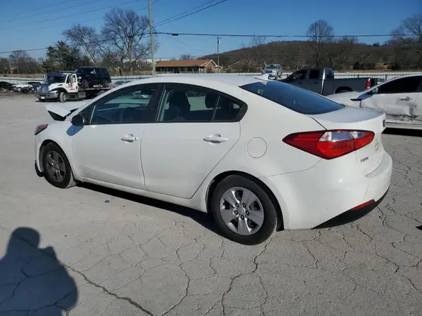 KNAFK4A68G5603450 2016 KIA FORTE - Image 2